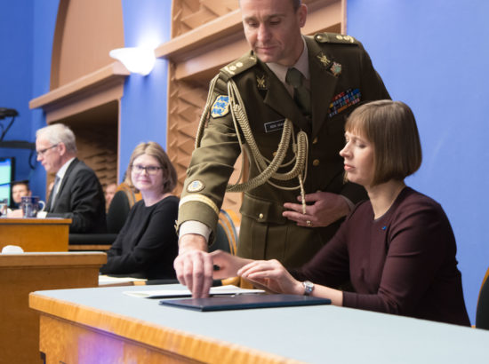 Riigikogu täiskogu istung, uue valitsuse liikmed ja Riigikogu liikmed andsid ametivande